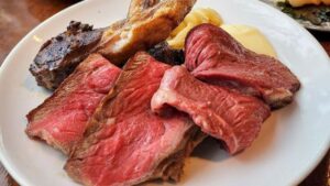 บุฟเฟ่ต์เนื้อย่าง